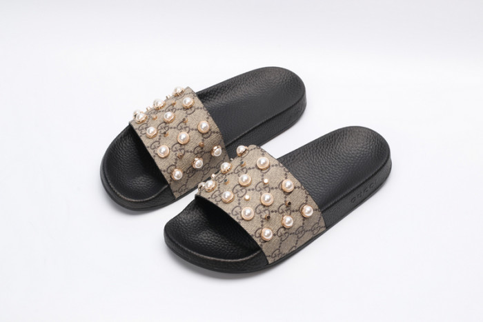 Gucc* Sandal16