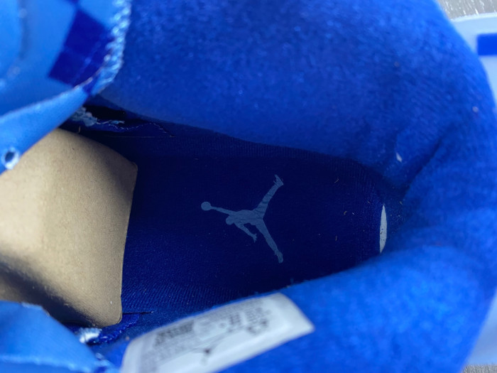 Air Jordan 6 UNC Tar Heels Six Championships PE