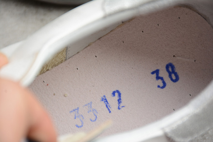 Golden Goose GG000001