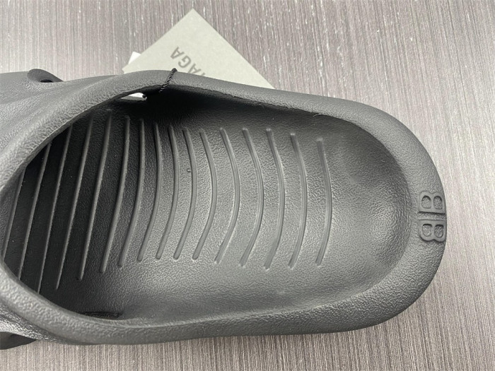 Balenciag* Sandal13