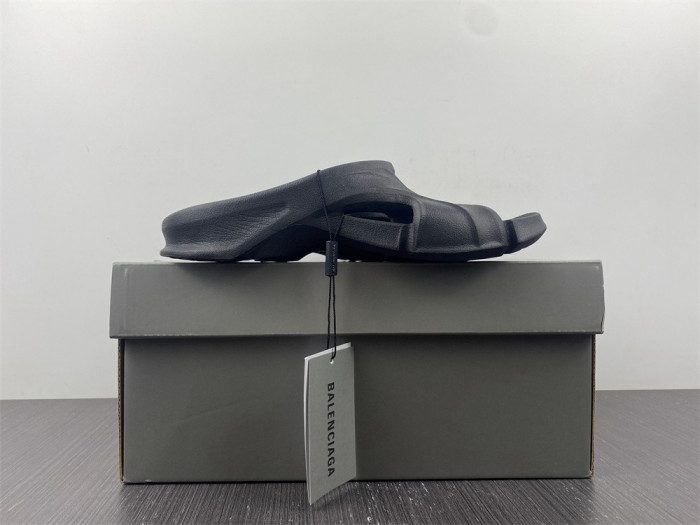 Balenciag* Sandal13