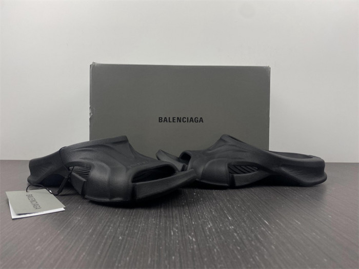 Balenciag* Sandal13