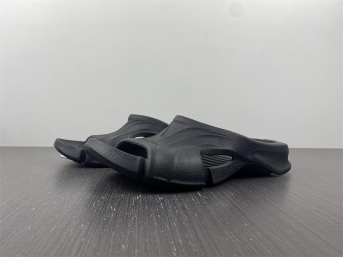 Balenciag* Sandal13