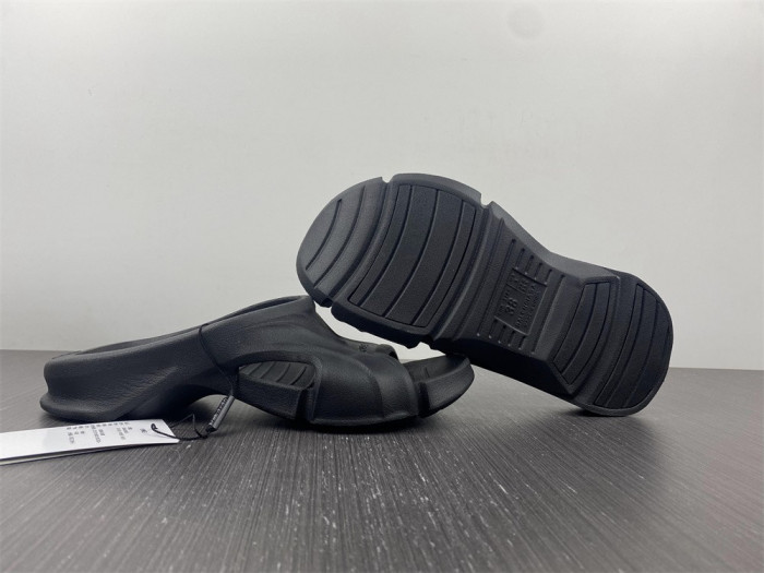 Balenciag* Sandal13