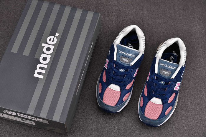 NEW BALANCE 992 NB000004
