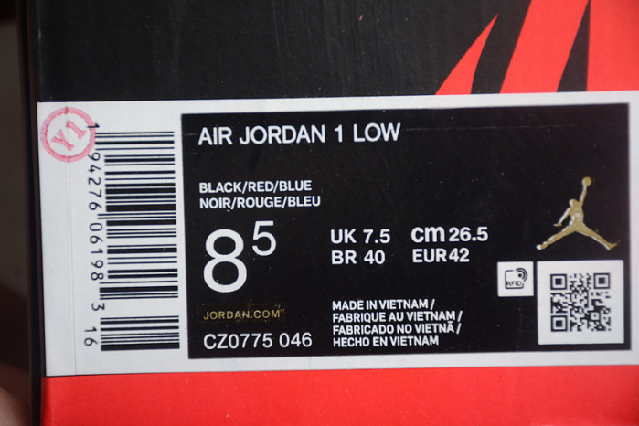 Air Jordan 1 Retro Low OG UNC to Chicago CZ0775-046