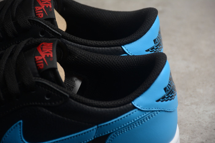 Air Jordan 1 Retro Low OG UNC to Chicago CZ0775-046