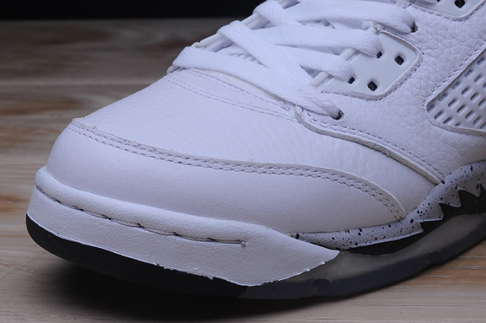 AIR JORDAN 5 RETRO "WHITE CEMENT" mens 136027-104