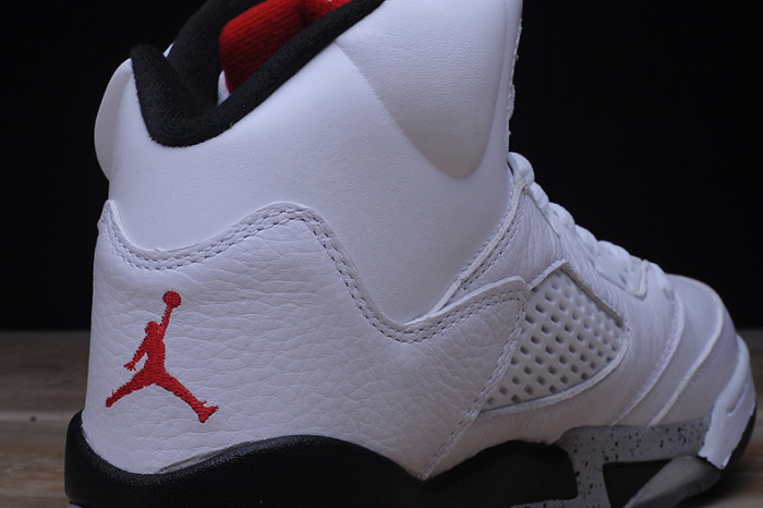 AIR JORDAN 5 RETRO "WHITE CEMENT" mens 136027-104