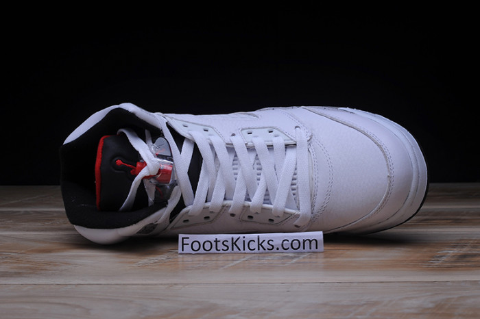 AIR JORDAN 5 RETRO "WHITE CEMENT" mens 136027-104