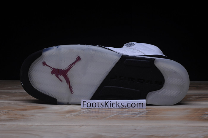 AIR JORDAN 5 RETRO "WHITE CEMENT" mens 136027-104