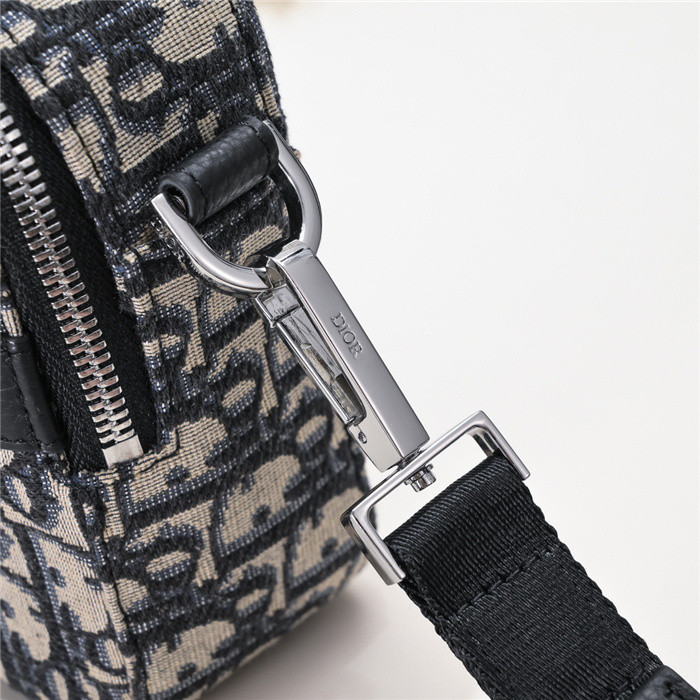 Dior BAG 37