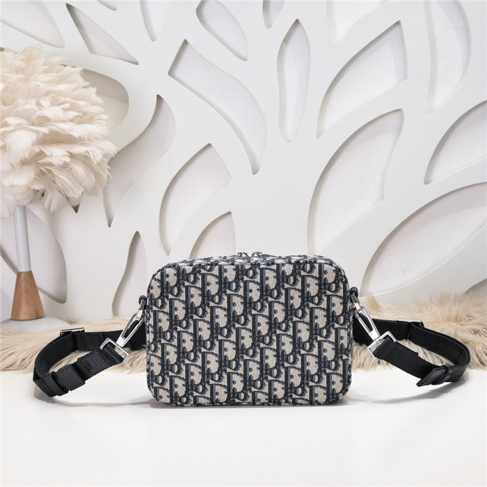 Dior BAG 37