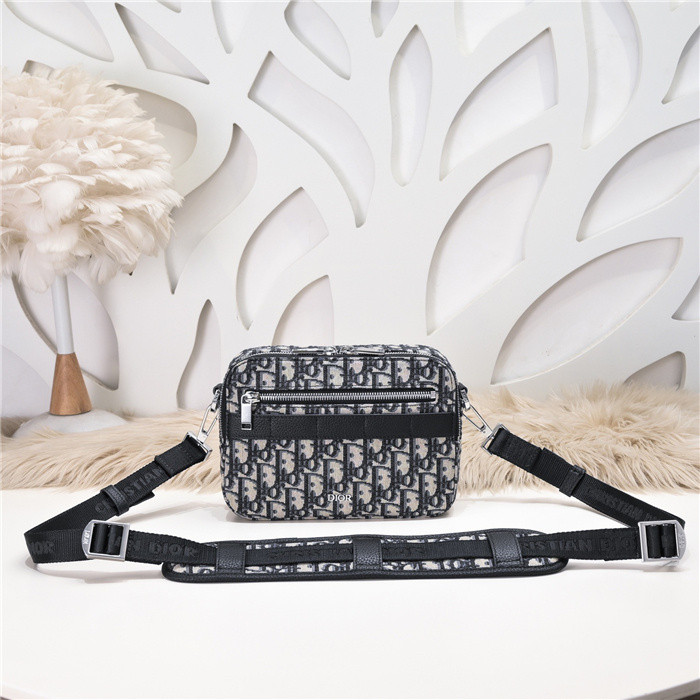 Dior BAG 37