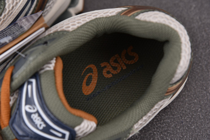Asics Gel-Kayano 14 1201A019-250