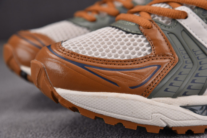 Asics Gel-Kayano 14 1201A019-250