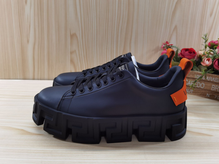 TRIPLES TRAINER SNEAKERS 2000060