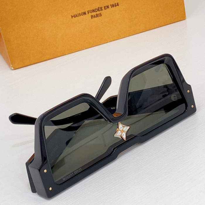 LV SUNGLASSES 9