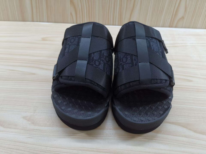 Dio*r sandal22