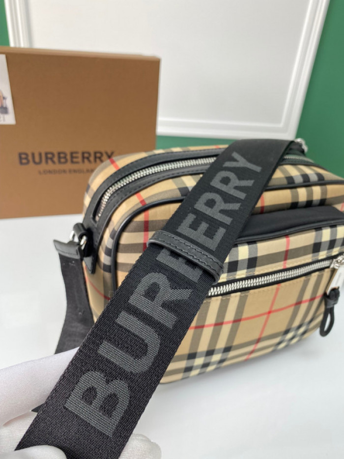 BURBER*Y BAG1
