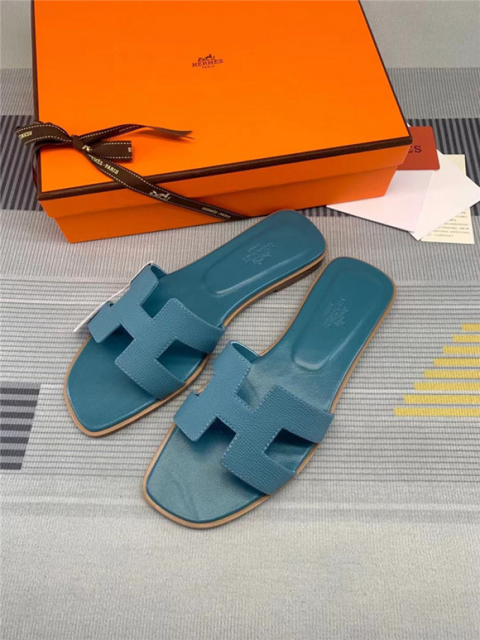 Herme* Sandal30