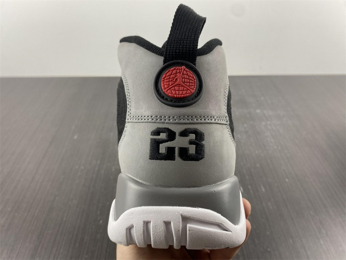 Air Jordan 9 Retro Particle Grey  CT8019-060