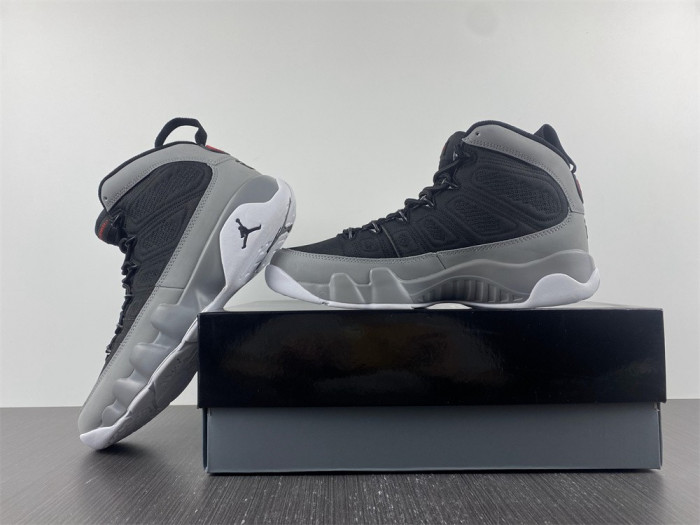 Air Jordan 9 Retro Particle Grey  CT8019-060