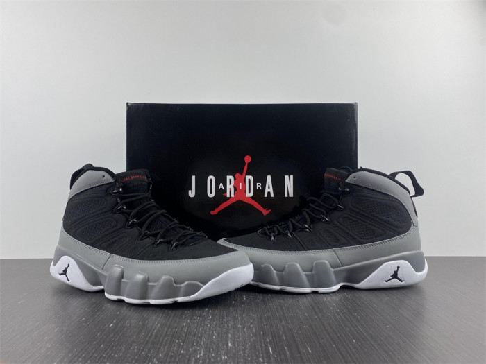 Air Jordan 9 Retro Particle Grey  CT8019-060