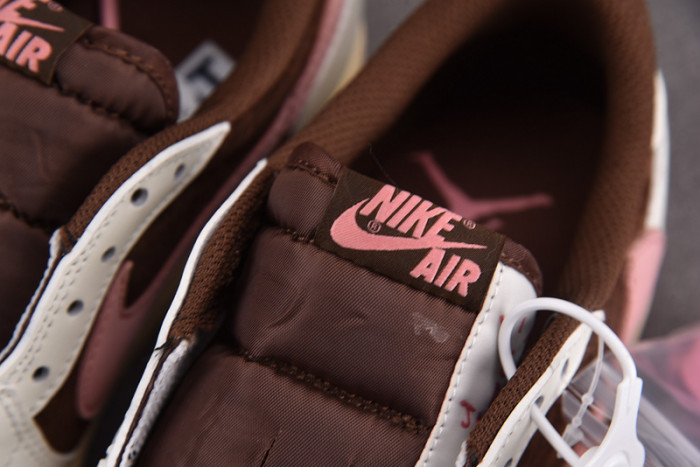 Travis Scott x Wmns Air Jordan 1 Low OG 