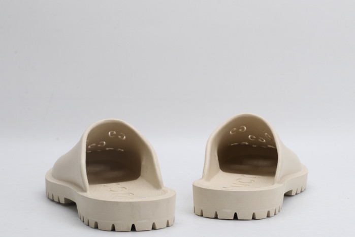 Gucc* Sandal90