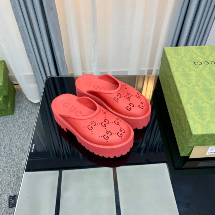 Gucc* Sandal94