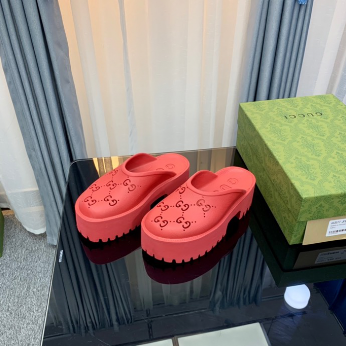 Gucc* Sandal94