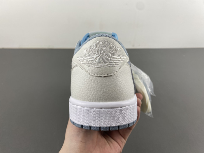 Travis Scott x Air Jordan 1 white grey DM7866-888