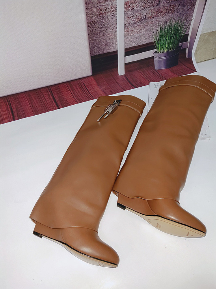 GIVENCHY leather boots GC000004