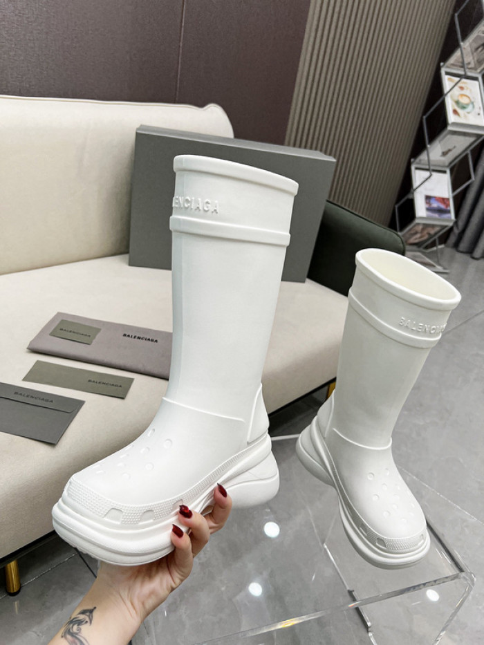 BALENCIAG* CROCS BOOT 5000095