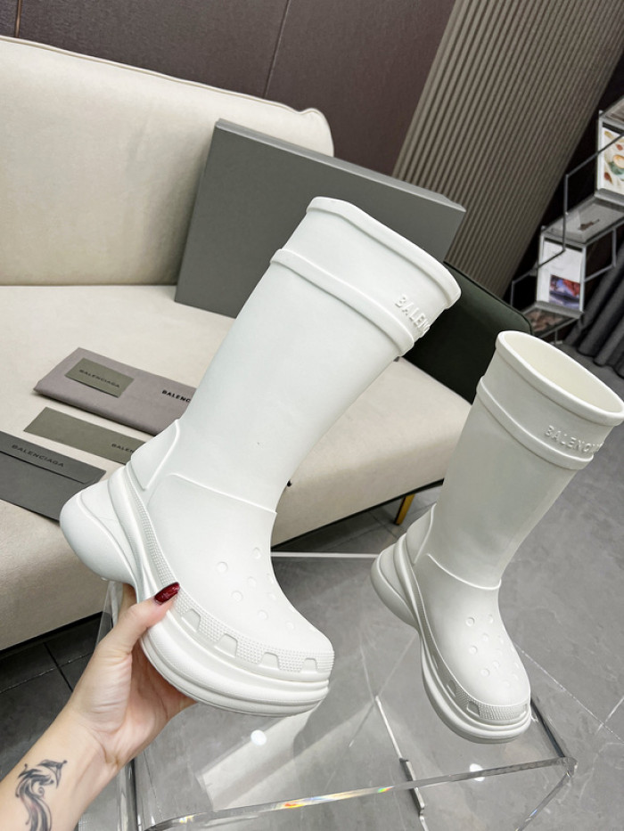 BALENCIAG* CROCS BOOT 5000095