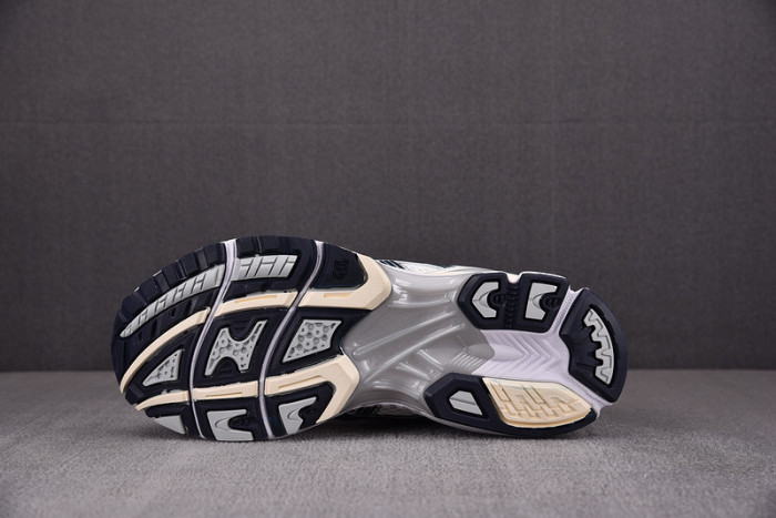Asics Gel-Kayano 14 1202A056-109