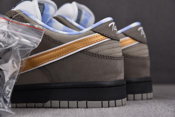 Nike Dunk Low " Grey Lobster" BV1310-105