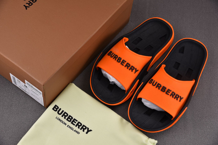 BURBER*Y Sandal5