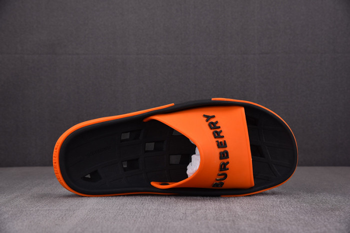BURBER*Y Sandal5