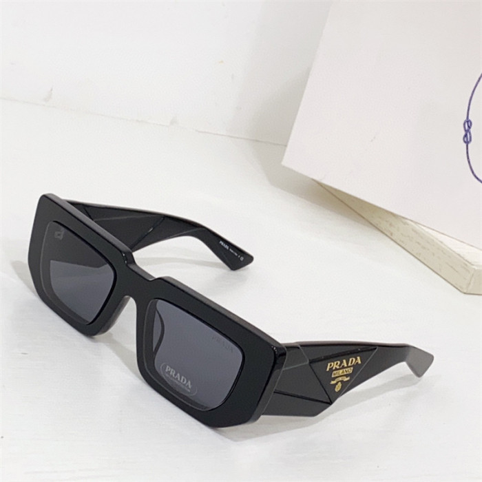 PRAD* SUNGLASSES 3
