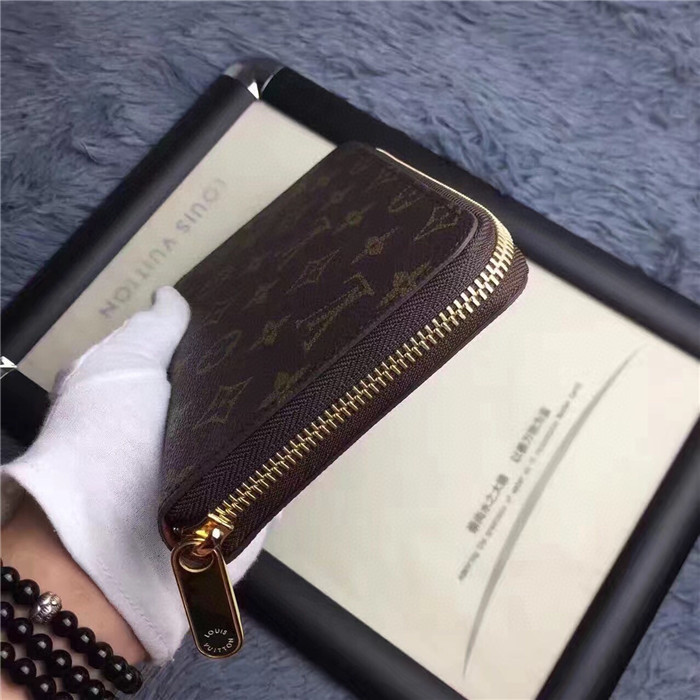 L&V WALLET3