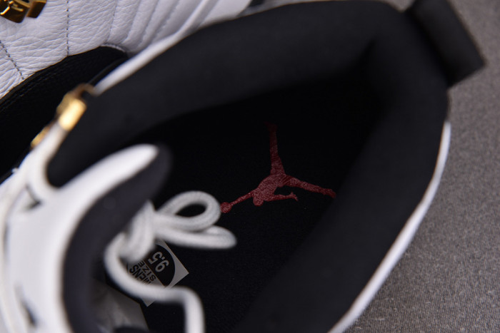 Air Jordan 12 Retro Taxi (2013)  130690-125