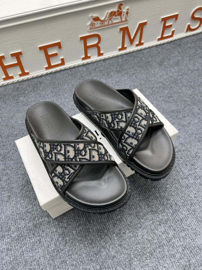 Dio*r sandal19