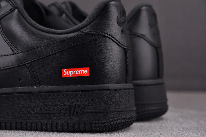 NIKE SUPRM NIKE AIR FORCE 1 LOW BLACK CU9225-001