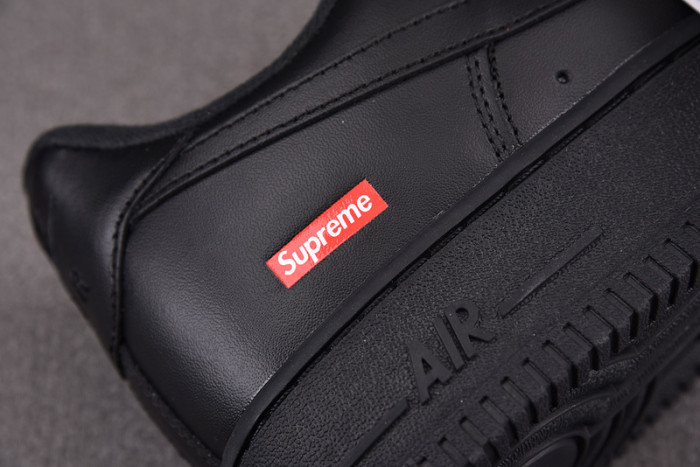 NIKE SUPRM NIKE AIR FORCE 1 LOW BLACK CU9225-001