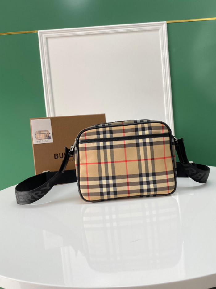 BURBER*Y BAG1