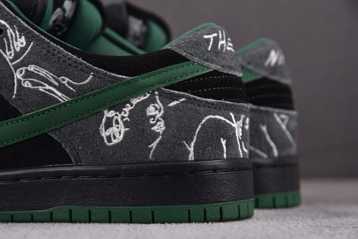 Nike SB Dunk Low There Skateboards HF7743-001