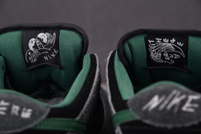 Nike SB Dunk Low There Skateboards HF7743-001