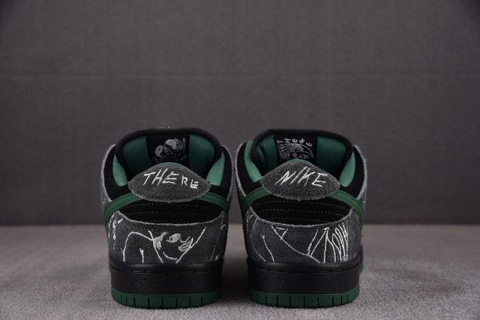 Nike SB Dunk Low There Skateboards HF7743-001